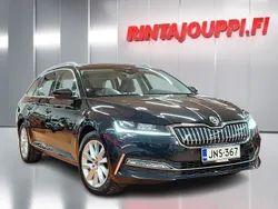 Musta Käytetty 2020 Skoda Superb Style Farmari | 20 160 € (Hyvä tarjous)