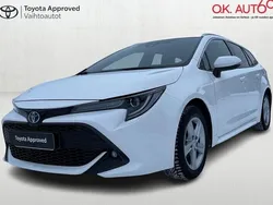 Valkoinen Käytetty 2022 Toyota Corolla Edition Farmari | 26 490 € (Perustarjous)