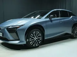 Harmaa Käytetty 2023 Lexus RZ 450e Luxury Line Katumaasturi | 52 300 €