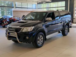 Harmaa Käytetty 2012 Toyota HiLux SR Nouto | 27 990 € (Kallis)