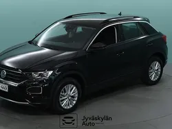 Musta Käytetty 2020 VW T-Roc Style Katumaasturi | 25 350 € (Perustarjous)