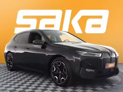 Musta Käytetty 2023 BMW iX Comfort Edition Katumaasturi | 83 900 € (Hyvä tarjous)
