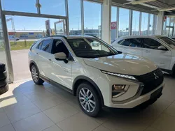 Käytetty 2022 Mitsubishi Eclipse Cross Invite Katumaasturi | 22 880 € (Perustarjous)