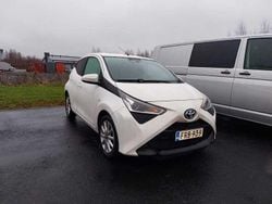 Käytetty 2021 Toyota Aygo X-play Viistoperä | 12 900 € (Perustarjous)