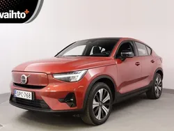 Punainen Käytetty 2022 Volvo EC40 Plus Katumaasturi | 35 800 € (Perustarjous)