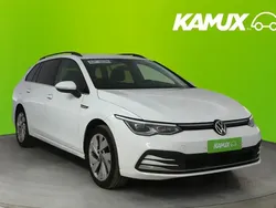 Valkoinen Käytetty 2021 VW Golf VIII Style Farmari | 22 290 € (Perustarjous)