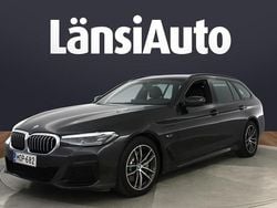 Harmaa Käytetty 2023 BMW 530e M Sport Farmari | 34 880 € (Hyvä tarjous)