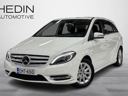 Valkoinen Käytetty 2014 Mercedes B180 Tila-auto | 16 390 € (Perustarjous)