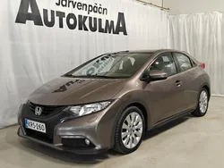 Ruskea Käytetty 2012 Honda Civic Viistoperä | 4 800 € (Perustarjous)