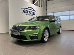 Vihreä Käytetty 2017 Skoda Octavia RS Farmari | 18 440 € (Perustarjous)