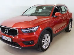 Punainen metallinhoh Käytetty 2020 Volvo XC40 Inscription Katumaasturi | 28 900 € (Hyvä tarjous)