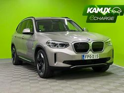 Hopea / harmaa Käytetty 2021 BMW iX3 Comfort Edition Katumaasturi | 29 890 € (Perustarjous)