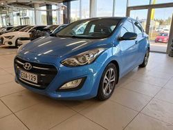 Sininen Käytetty 2017 Hyundai i30 Comfort Viistoperä | 9 980 € (Perustarjous)