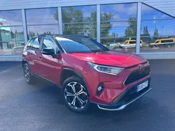 Punainen Käytetty 2021 Toyota RAV4 Business Edition Katumaasturi | 38 990 € (Hieman kallis)