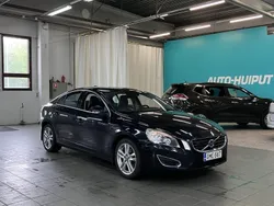 Käytetty 2011 Volvo S60 Summum Sedan | 13 900 € (Hieman kallis)