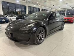 Käytetty 2021 Tesla Model 3 Standard Range Plus Sedan | 21 280 € (Perustarjous)