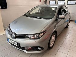 Harmaa Käytetty 2019 Toyota Auris Active Viistoperä | 16 900 € (Perustarjous)