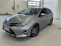 Käytetty 2015 Toyota Auris Touring Sports Active Farmari | 14 200 € (Perustarjous)