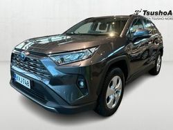 Harmaa Käytetty 2023 Toyota RAV4 Edition Katumaasturi | 41 990 € (Hieman kallis)