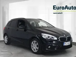 Musta Käytetty 2016 BMW 218 Active Tourer Tila-auto | 10 490 € (Supertarjous)
