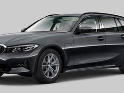 Käytetty 2021 BMW 330e Sport Line Farmari | 25 900 € (Perustarjous)