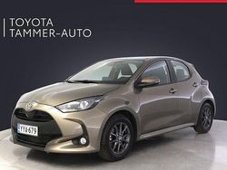 Ruskea (beige) Käytetty 2024 Toyota Yaris Viistoperä | 22 480 € (Perustarjous)