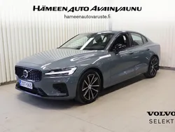 Harmaa Käytetty 2023 Volvo S60 Performance Sedan | 45 900 € (Perustarjous)
