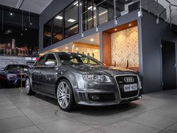 Harmaa Käytetty 2006 Audi RS4 Sedan | 37 890 €