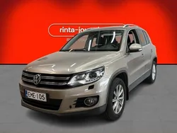 Käytetty 2012 VW Tiguan Sportline Katumaasturi | 12 830 € (Perustarjous)