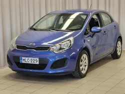 Sininen Käytetty 2013 Kia Rio LX Viistoperä | 6 900 € (Kallis)
