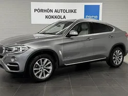 Harmaa Käytetty 2015 BMW X6 Katumaasturi | 31 900 € (Perustarjous)