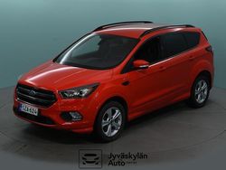Punainen Käytetty 2017 Ford Kuga ST-Line Katumaasturi | 13 890 € (Perustarjous)