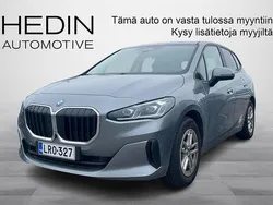 Käytetty 2023 BMW 225 Active Tourer Comfort Edition Tila-auto | 31 400 € (Hyvä tarjous)