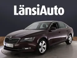 Punainen Käytetty 2015 Skoda Superb Ambition Sedan | 13 690 € (Perustarjous)