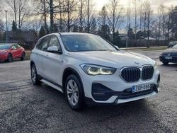 Valkoinen Käytetty 2022 BMW X1 Sport Line Katumaasturi | 25 900 € (Hyvä tarjous)