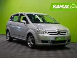 Hopea / harmaa Käytetty 2005 Toyota Corolla Verso Tila-auto | 2 790 €