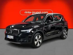 Käytetty 2023 Volvo XC40 Core Katumaasturi | 31 550 € (Perustarjous)