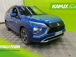 Sininen Käytetty 2022 Mitsubishi Eclipse Cross Intense Katumaasturi | 25 900 € (Perustarjous)