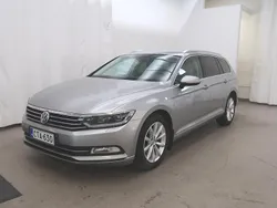 Harmaa Käytetty 2015 VW Passat Highline Farmari | 14 900 € (Hieman kallis)