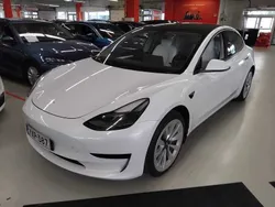 Käytetty 2021 Tesla Model 3 Standard Range Plus Sedan | 24 580 € (Perustarjous)
