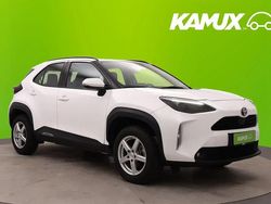 Valkoinen Käytetty 2024 Toyota Yaris Cross Active Katumaasturi | 24 280 €