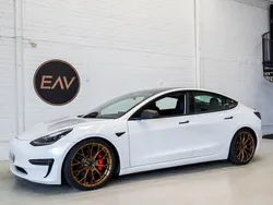 Valkoinen Käytetty 2019 Tesla Model 3 Performance Sedan | 26 800 € (Perustarjous)