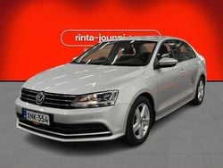 Hopea Käytetty 2015 VW Jetta Comfortline Sedan | 13 890 € (Hieman kallis)
