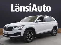Valkoinen Käytetty 2022 Skoda Kodiaq Katumaasturi | 31 390 € (Perustarjous)