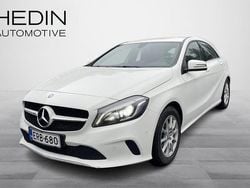 Valkoinen Käytetty 2016 Mercedes A160 Viistoperä | 11 900 € (Perustarjous)