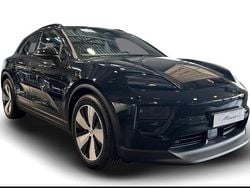 Musta Käytetty 2025 Porsche Macan Katumaasturi | 98 580 € (Supertarjous)