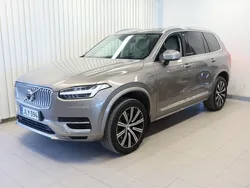 Harmaa Käytetty 2021 Volvo XC90 Inscription Katumaasturi | 43 900 € (Perustarjous)
