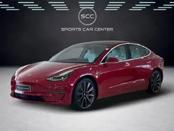 Käytetty 2020 Tesla Model 3 Performance Sedan | 32 800 € (Hieman kallis)