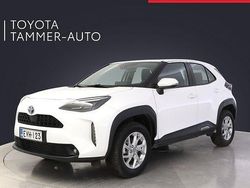 Valkoinen Käytetty 2024 Toyota Yaris Cross Active Katumaasturi | 27 880 € (Perustarjous)