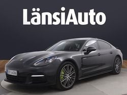 Käytetty 2018 Porsche Panamera 4 Sport Sedan | 52 590 € (Hieman kallis)